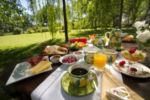 Opciones de desayuno para los huéspedes de Posada La Matera