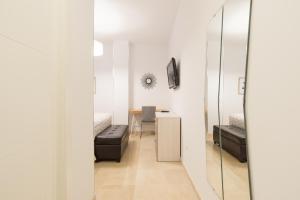 Część wypoczynkowa w obiekcie Homemalaga Álamos Luxury