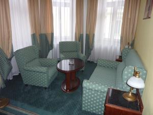 Posezení v ubytování Grandhotel Garni