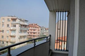 A balcony or terrace at Ivanovi Apartments