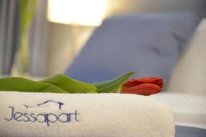 Łóżko lub łóżka w pokoju w obiekcie JessApart – Ochota Apartments