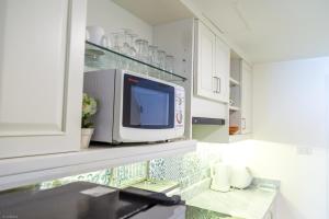 Gallery image of Sandy Beach Condo 17D in Cha Am