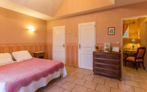 Postel nebo postele na pokoji v ubytování Chambre Melody