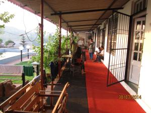 Afbeelding uit fotogalerij van SONA VILLA, THE LAKE CHALET in Kudāl +85 foto's