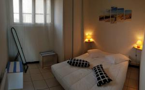 Gallery image of Hôtel**résidence BEAR in Port-Vendres