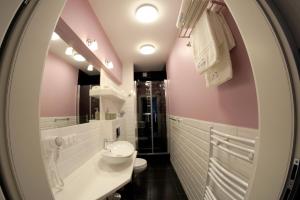 Łazienka w obiekcie JessApart – Ochota Apartments
