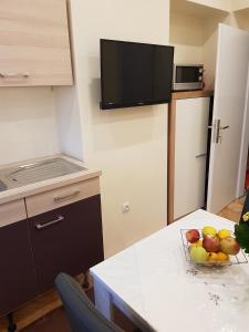 Kuchyňa alebo kuchynka v ubytovaní Studio Apartman San