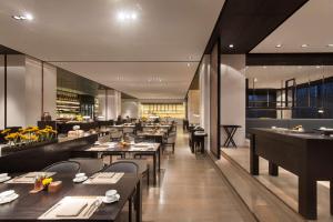 Restoran atau tempat makan lain di Hyatt Regency Wuhan Optics Valley