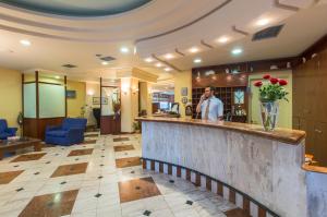 Vstupní hala nebo recepce v ubytování Tolon Holidays Hotel + 34 fotografií