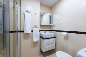 Koupelna v ubytování Apartamentos Jardines del Mar II