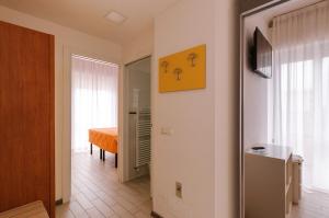 Телевизор и/или развлекательный центр в Hotel Viking