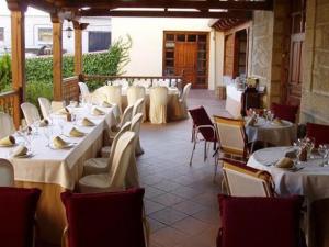ห้องอาหารหรือที่รับประทานอาหารของ Hotel El Castrejon