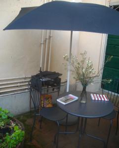 A patio or other outdoor area at La Corte del Frate
