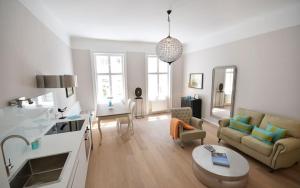 A seating area at Vienna Residence | Modern, bright business apartment in Vienna city center, Alsergrund
