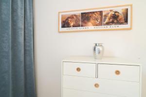 Zdjęcie z galerii obiektu Vienna Residence | Spacious Serviced Apartment in Vienna directly at the U4 w Wiedniu
