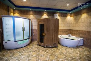 Koupelna v ubytování Hotel Berg Rappeg + 37 fotografií