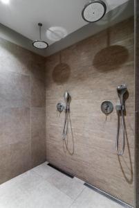 Łazienka w obiekcie Grand Apartments Špindlerův Mlýn