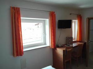 Gallery image of Hotel Haselried in Tirolo