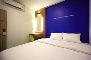 Postel nebo postele na pokoji v ubytování Tuk Tuk Hostel