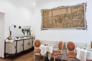 En restaurant eller et andet spisested på Domus Giulia
