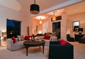 Χώρος καθιστικού στο The Capaldi Hotel, Restaurant & Spa
