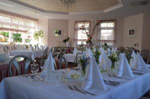 Nhà hàng/khu ăn uống khác tại Castell Hotel & Restaurant