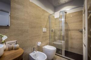 A bathroom at Blu Notte Guest House