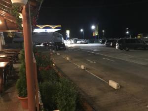 Φωτογραφία από το άλμπουμ του KM 80 Restaurant & Hotel σε Mavrodolu +27 φωτογραφίες
