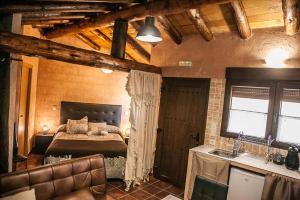 Dapur atau dapur kecil di Apartamentos Rurales El Casarejo