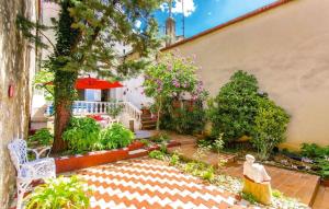 Κήπος έξω από το Panorama House