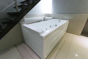 Φωτογραφία από το άλμπουμ του Hotel 99 Botanik Klang σε Klang
