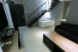 Χώρος καθιστικού στο Hotel 99 Botanik Klang