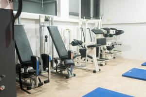 Fitness centrum a/nebo fitness zařízení v ubytování Hotel Brotnjo