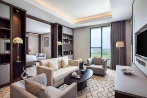 TV a/nebo společenská místnost v ubytování Wyndham Opi Hotel Palembang