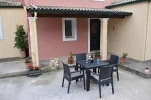 Fotografie z fotogalerie ubytování Villa Kouris v destinaci Chlomatianá