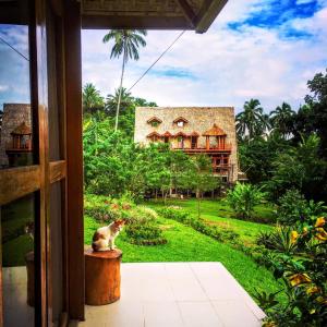 Camiguin Volcano Houses - A-Frame house外面的花园