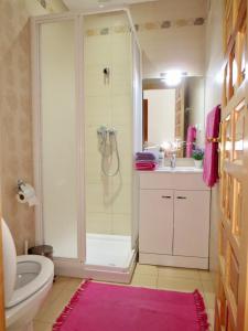 Łazienka w obiekcie Clubrent - Townhouse La Merced