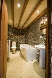 Phòng tắm tại Frasers