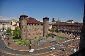 Gallery image of Mansarda in Piazza Castello in Turin