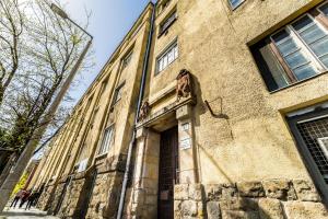 Budova, v ktorej sa apartmán nachádza