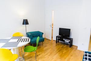 Design Place 1030 (airconditioned)的电视和/或娱乐中心