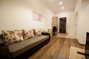 Χώρος καθιστικού στο Wonderful flat on city center (Mukachivska 4/12) +2 φωτογραφίες