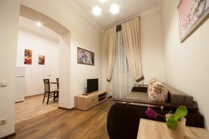 Χώρος καθιστικού στο Wonderful flat on city center (Mukachivska 4/12)