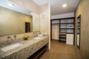Kuchyň nebo kuchyňský kout v ubytování Hotel Las Dunas