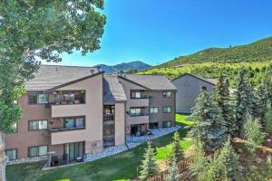 Gallery image of POW HAUS: Modern Beaver Creek 2BR w/ Ski Access in Avon