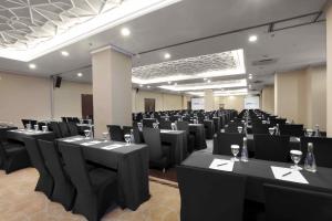 Konferenční prostory v ubytování Grand Dafam Ancol Jakarta + 37 fotografií