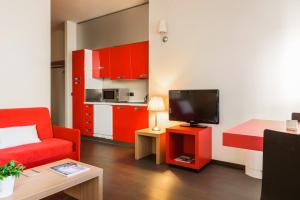 A kitchen or kitchenette at Residence Osoppo