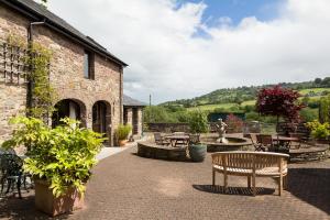 Foto de la galería de Neuadd B&B Suites en Crickhowell