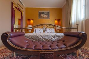 A seating area at Villa Luisa Rooms and Breakfast