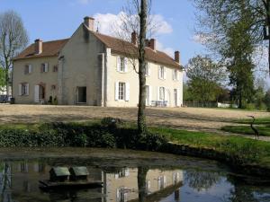 Photo de la galerie de l'établissement Chambres d'Hôtes Grand Bouy, à Berry-Bouy